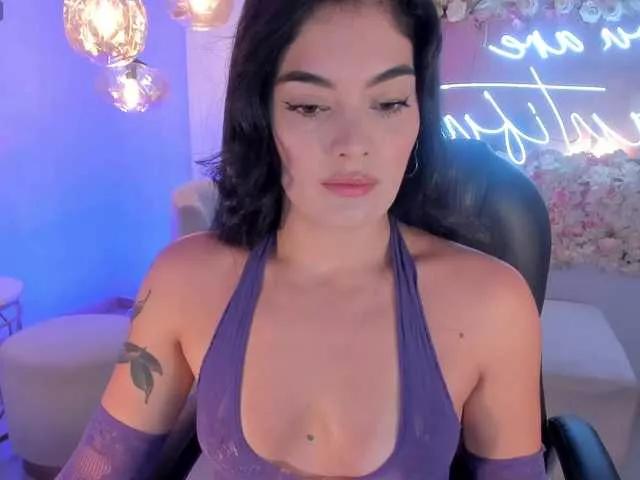 Offline GiaFerrara on BongaCams