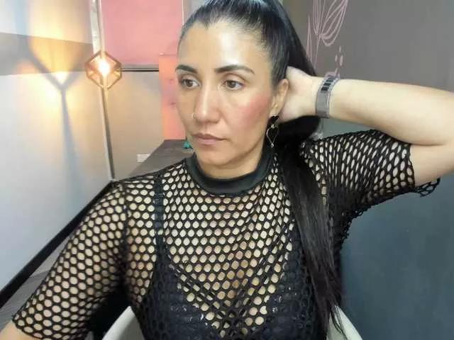 GiaFox on BongaCams 