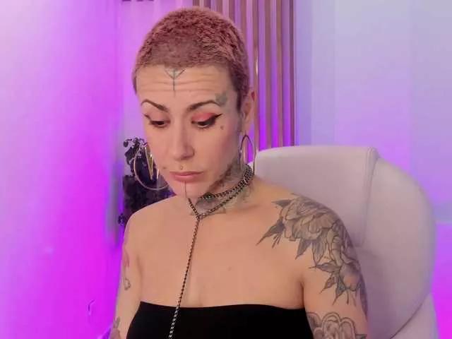 GinebraFox on BongaCams 