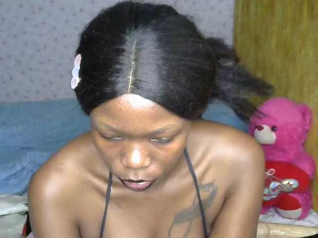 Offline goddess-soriyah on BongaCams