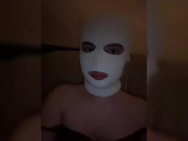 Offline GoddessLerachka on BongaCams