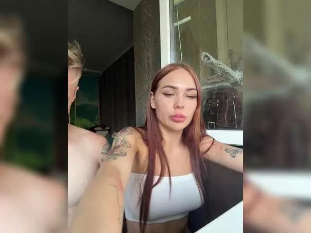 GroteskCouple on BongaCams 