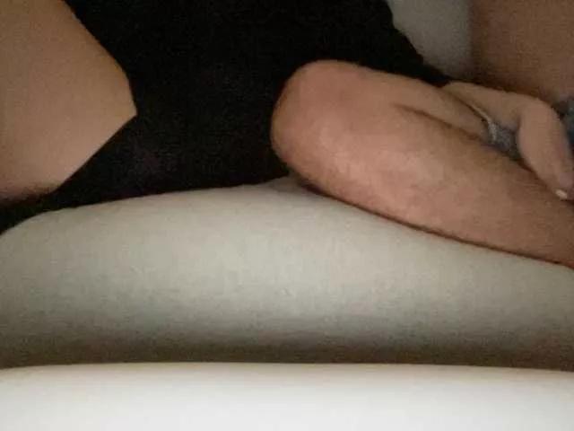 Masturbate to hot camwhore GSduos GSduos from BongaCams