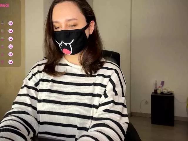 GummyPeach on BongaCams 