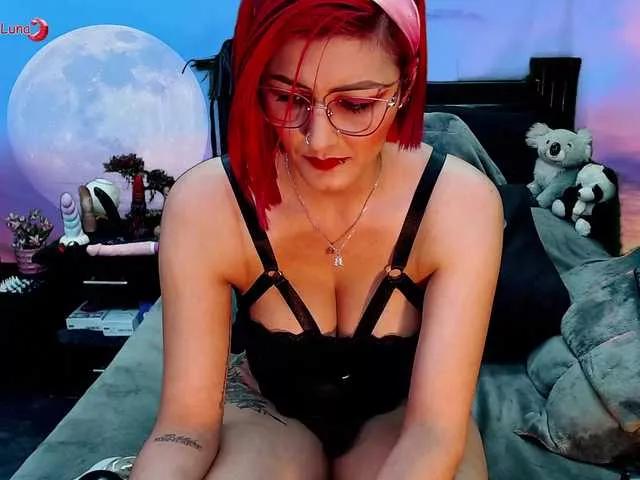 Hanna-Luna on BongaCams 