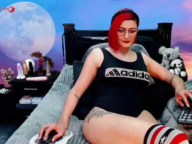 Hanna-Luna on BongaCams 