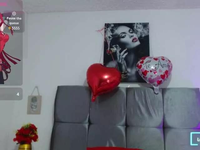 Offline Hellen-star on BongaCams