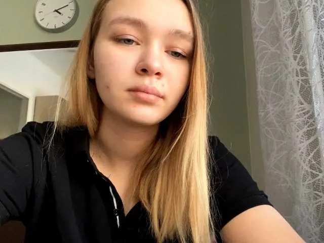 HerminiaLanting on BongaCams