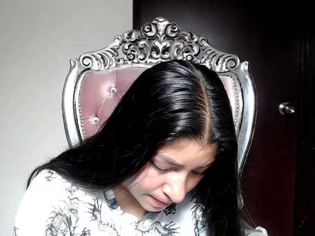 holly20a on BongaCams 