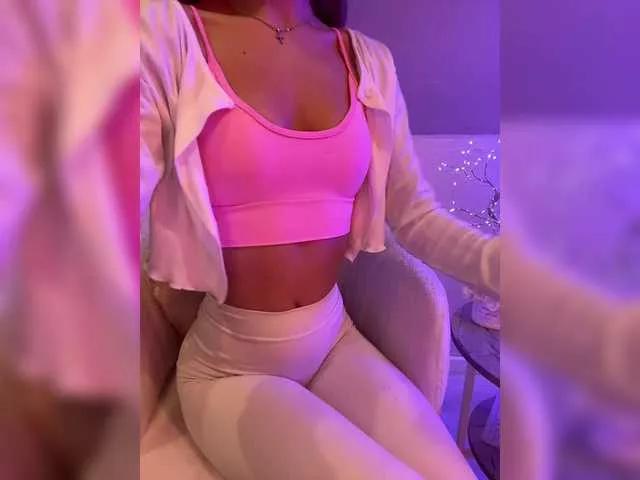 HollyPolly111 on BongaCams 