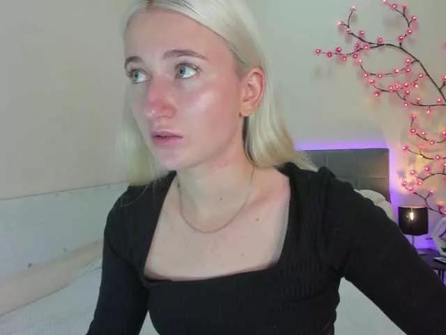 HollyTaillor on BongaCams