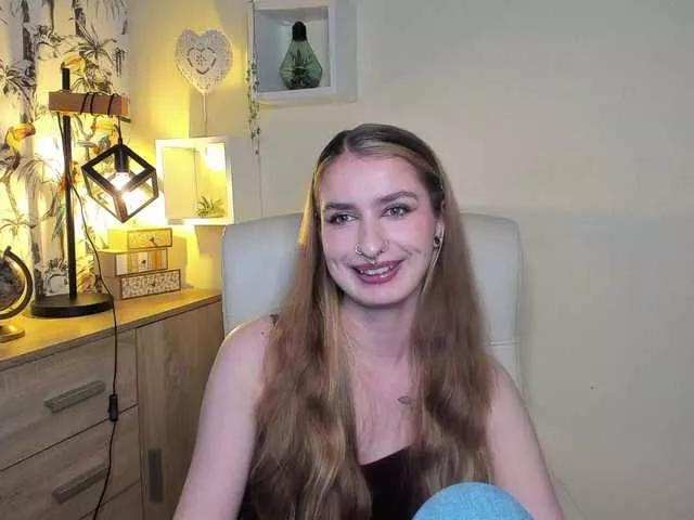 HotNina19 from BongaCams