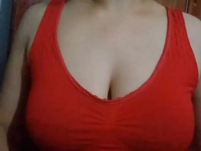 Offline indiagirl50 on BongaCams