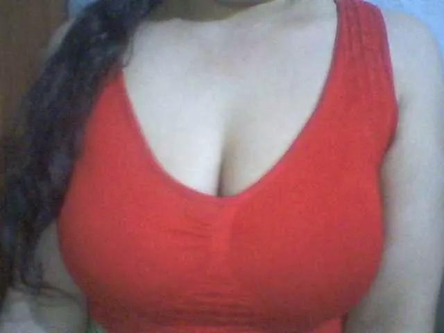 Offline indiagirl50 on BongaCams