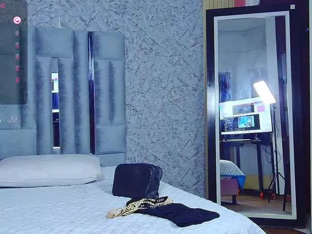 Offline indianbeautiful on BongaCams