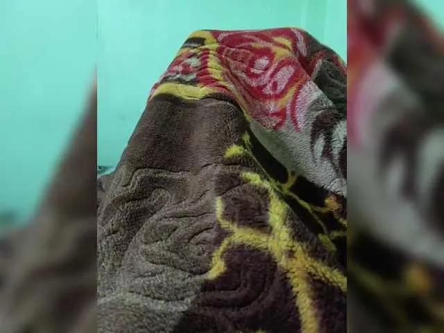 Offline Indiancollegeguys1 on BongaCams