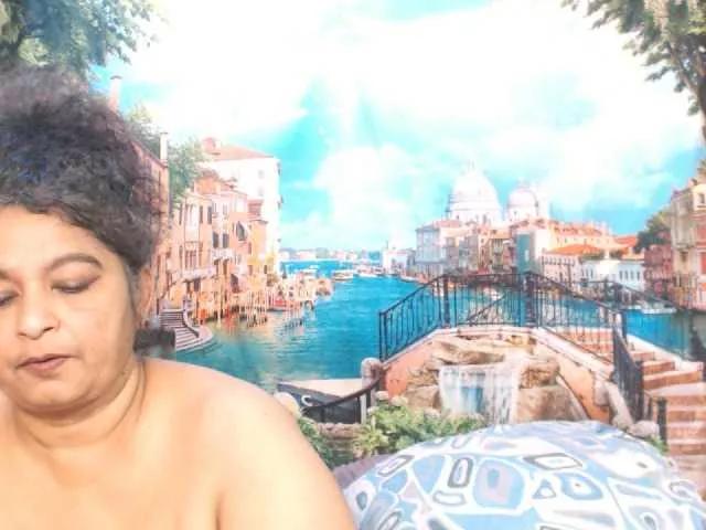 Freechat indianstar75 on BongaCams