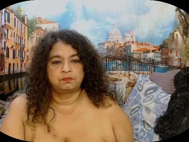 Freechat indianstar75 on BongaCams