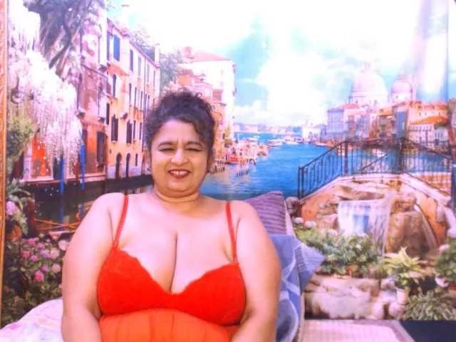 Freechat indianstar75 on BongaCams