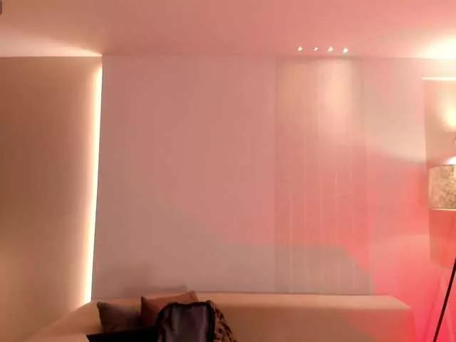 IsabellaMoreau on BongaCams 