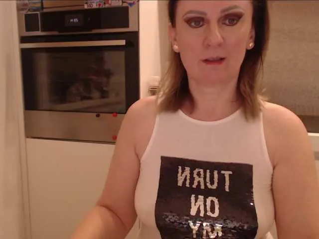 Offline JacquiGray on BongaCams