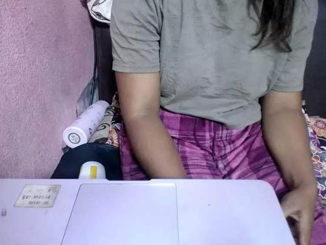 jenniella from BongaCams