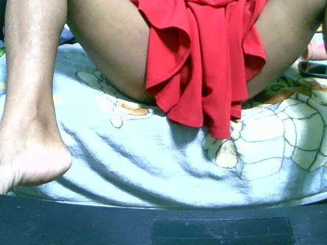 Offline Juliesweety on BongaCams