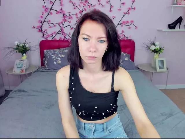 JullieFlow on BongaCams 