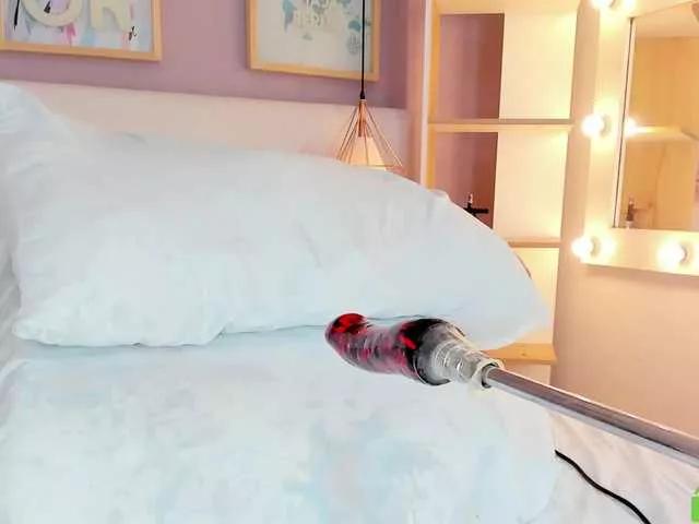 Offline julyannaa on BongaCams