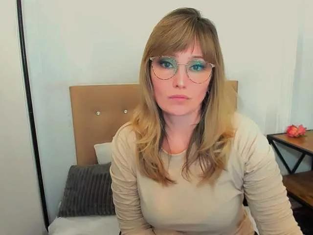 JustineAmore on BongaCams 