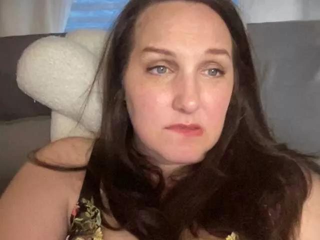 Offline JustTrudy on BongaCams