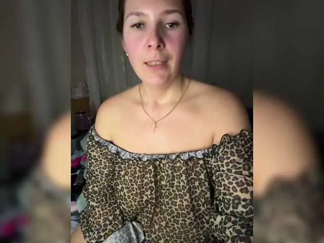 KaraMeld on BongaCams