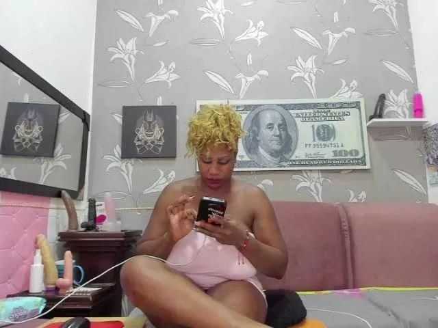 KarenBis on BongaCams 