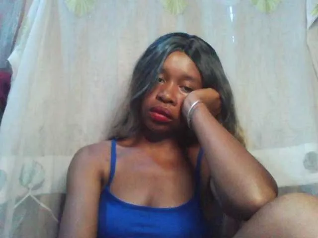 KarlaLuv on BongaCams