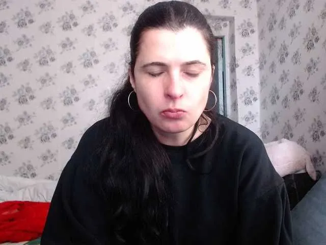 Karolina33 on BongaCams