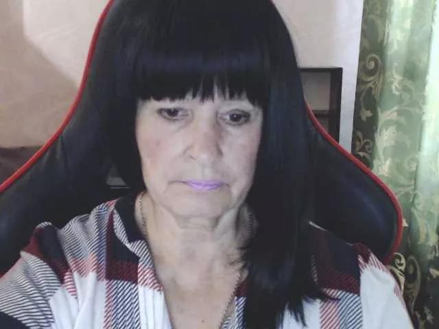 Offline KatarinaGloss on BongaCams