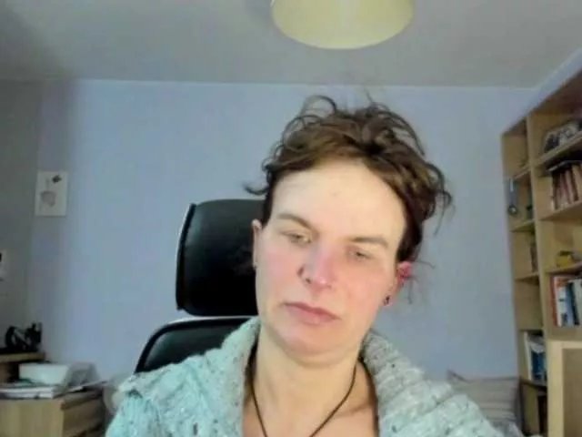 Offline KathyLove1 on BongaCams