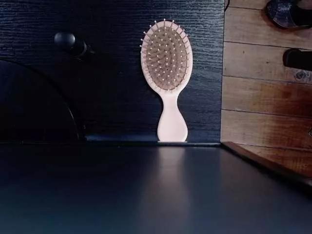 Offline kattyqueenn on BongaCams