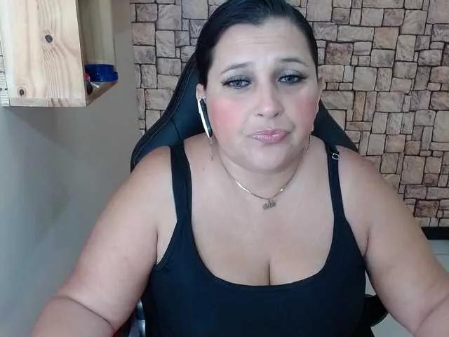 Kerly-Doll on BongaCams 