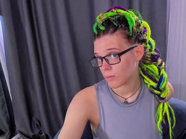 KIKIKrash on BongaCams 
