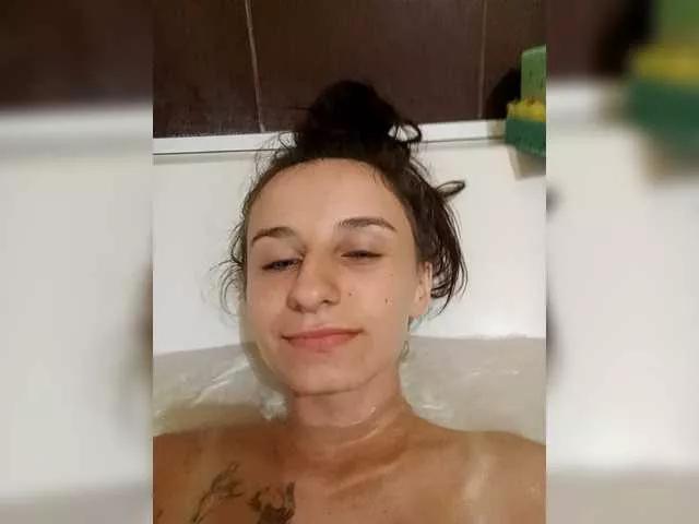 Offline KikNika on BongaCams