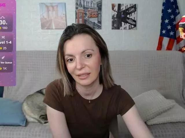 Offline Kiramarta on BongaCams