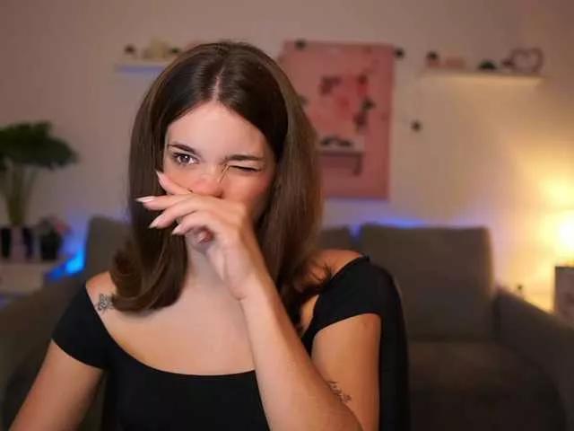 Freechat kissiecat on BongaCams