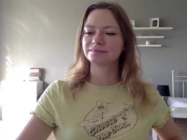 Offline kissMillie on BongaCams