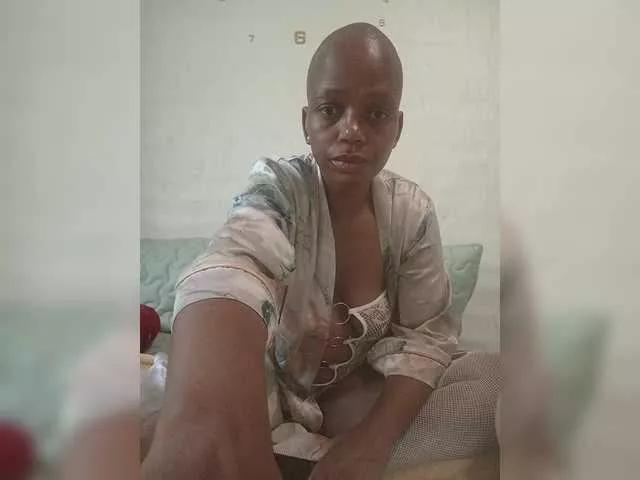 Offline kittykatexx on BongaCams