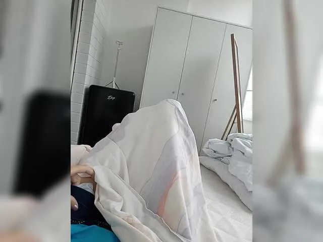 Offline klubnichkka on BongaCams