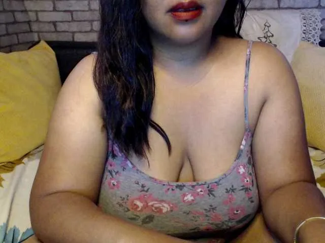 komurasaki on BongaCams