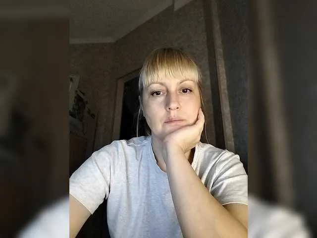 krisss2016 on BongaCams