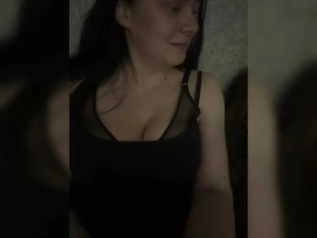 Offline Ksenia45 on BongaCams