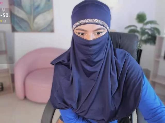 kylie-soraya on BongaCams
